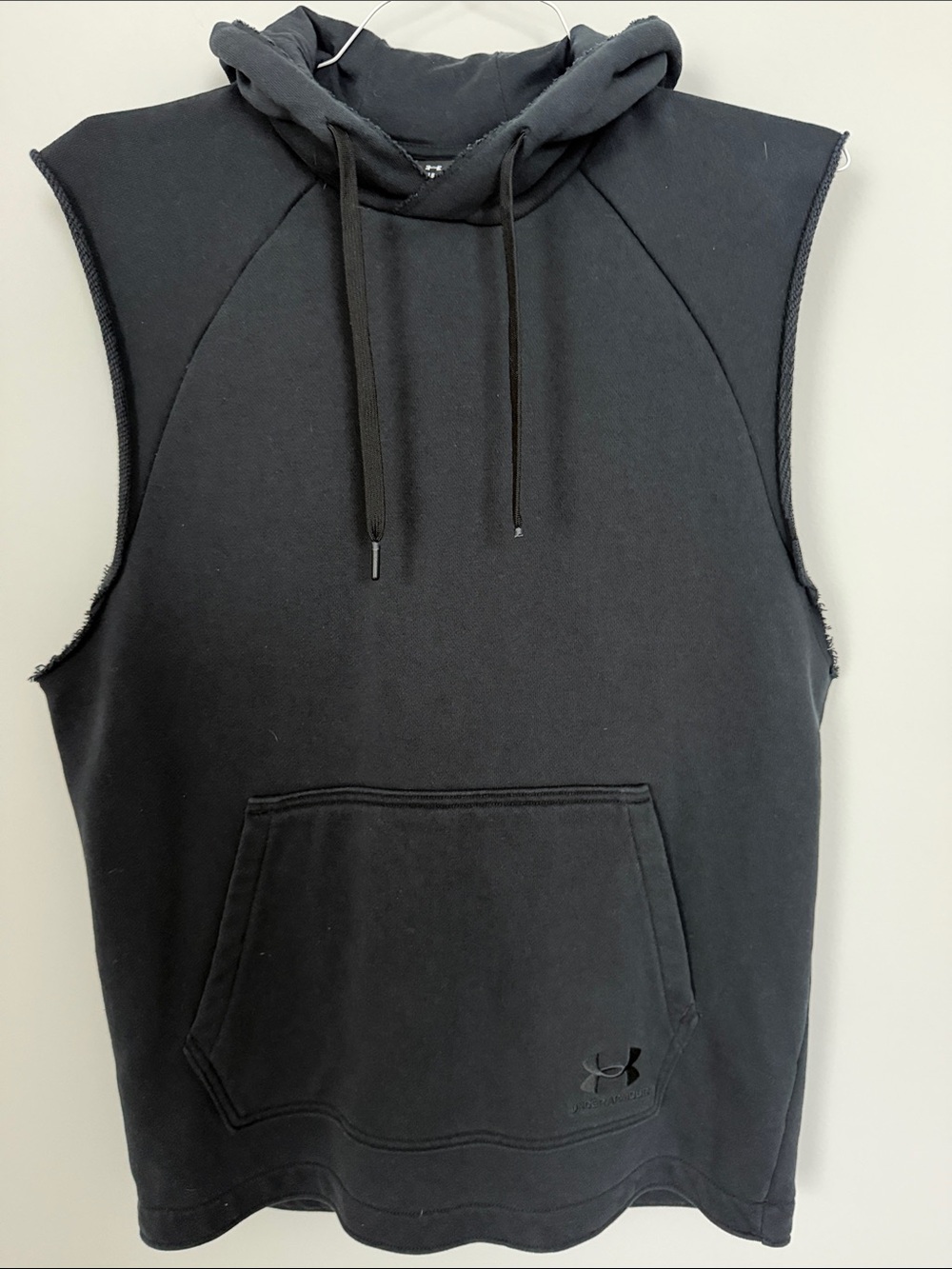 Under Armour Black Sleeveless Pullover Hoodie Mens Medium